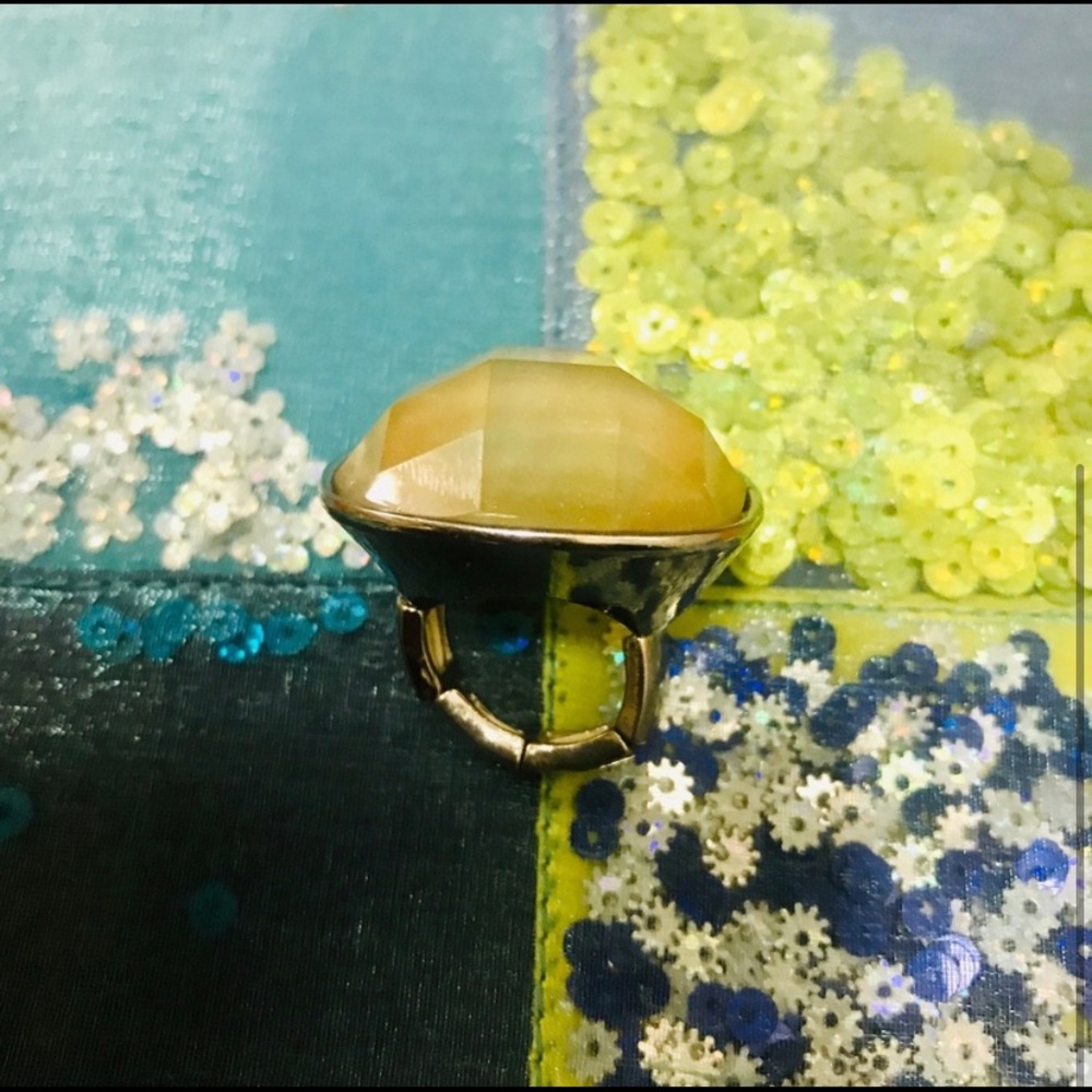 Beautiful Ring - image 3